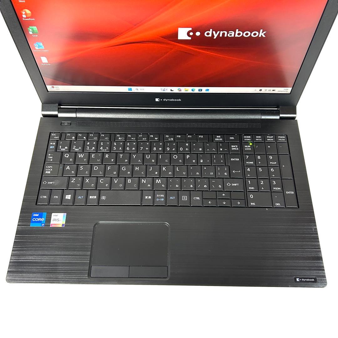 美品 TOSHIBA dynabook B65/HS i7 16GB DVD