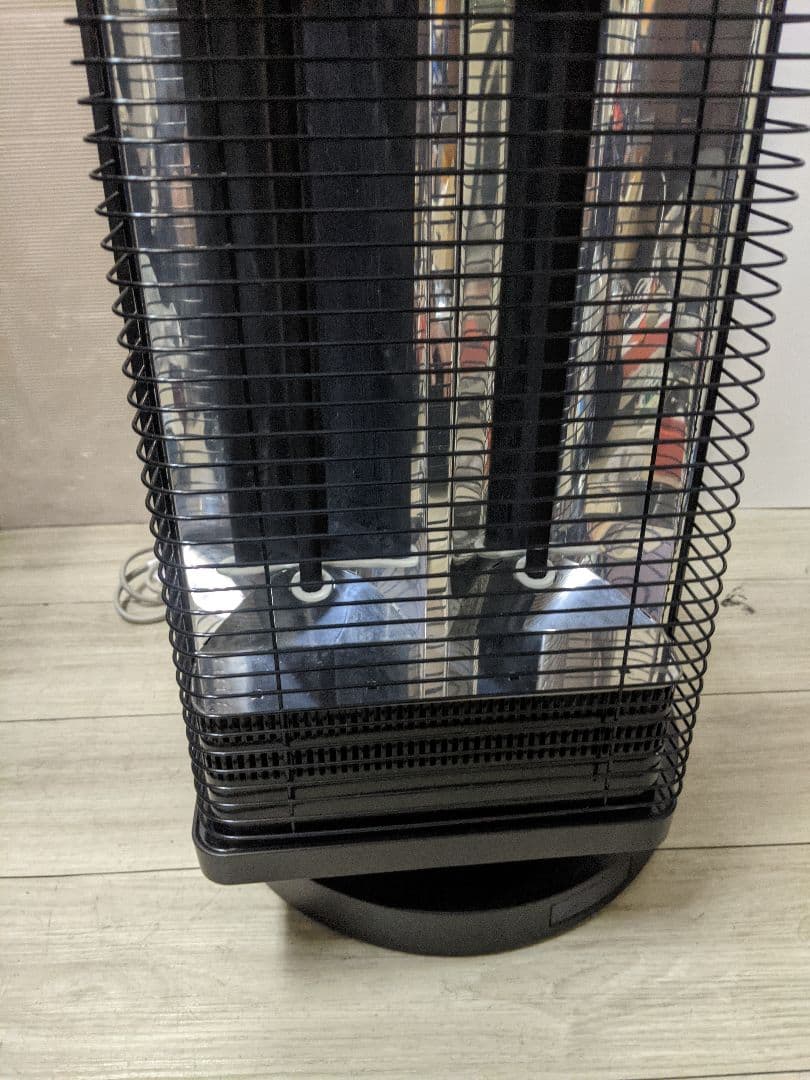 ダイキン セラムヒート 遠赤外線暖房機 ERFT11YS-T 2021年製