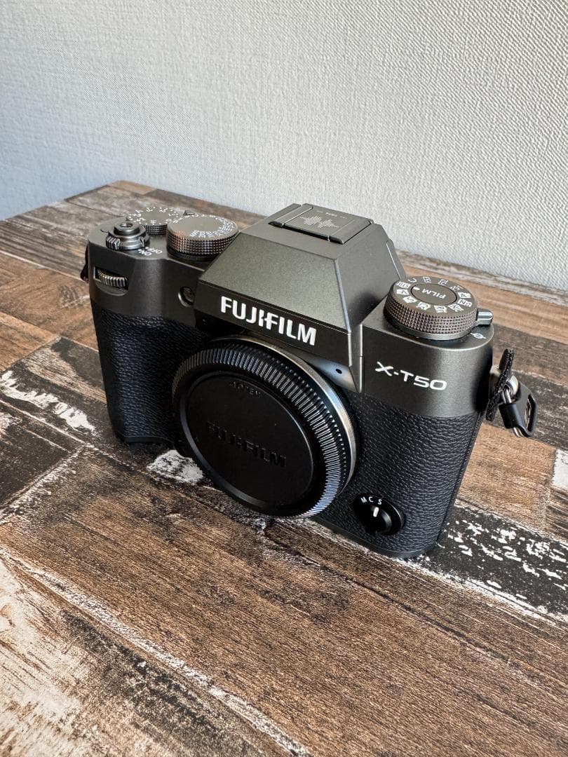 【美品】限定カラー FUJIFILM X-T50 ボディ チャコールシルバー