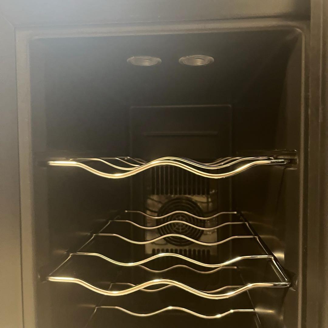 電信柱⭐アイリスオーヤマ ワインセラー‼️PWC-251P-BK 送料無料