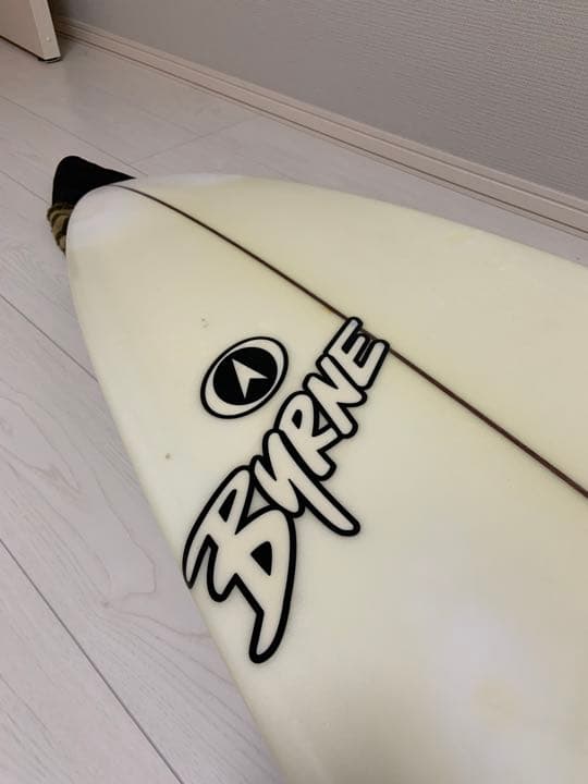 バーンのサーフボード　BYRNE
