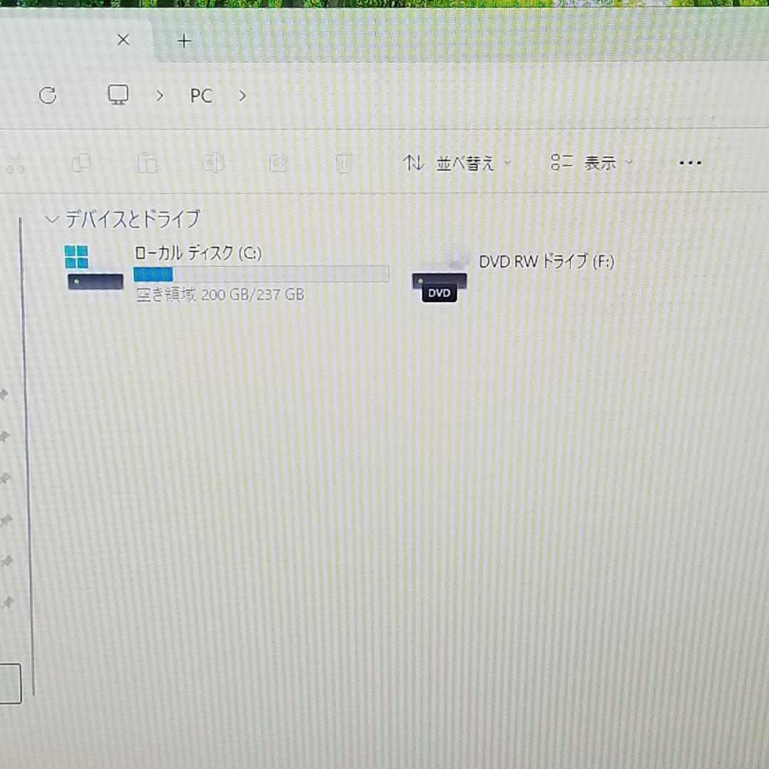 新品SSD Win11 即使用可 DVD再生可 ノートPC 富士通 (E3149