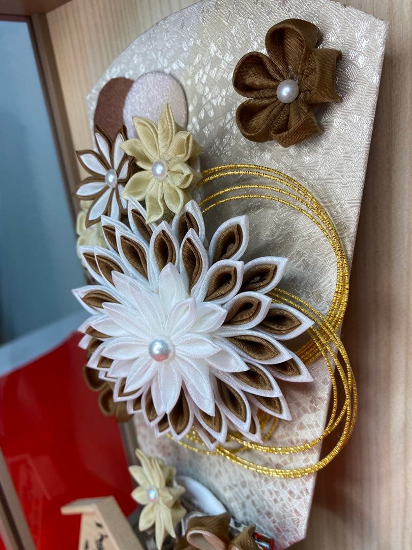 東京久月　かんざし付つまみ細工羽子板・壁掛け・間口約２４×奥行約１１×高約３３㎝