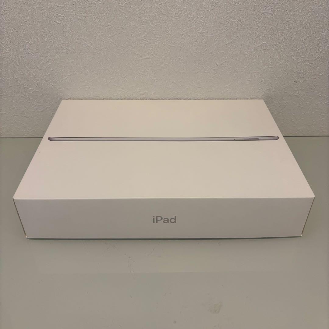 iPad 第6世代　9.7インチ　32GB Cellular シルバー