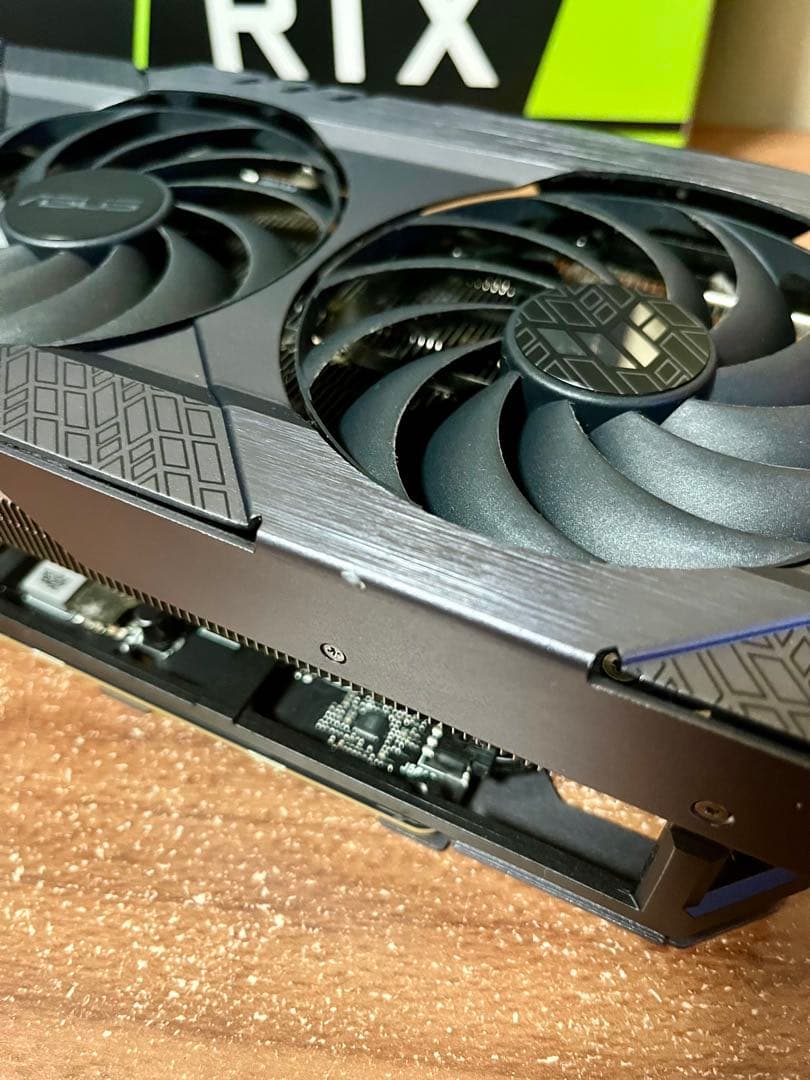 グラフィックボード・グラボ・ビデオカード ASUS TUF RTX 3090 Ti OC 24GB