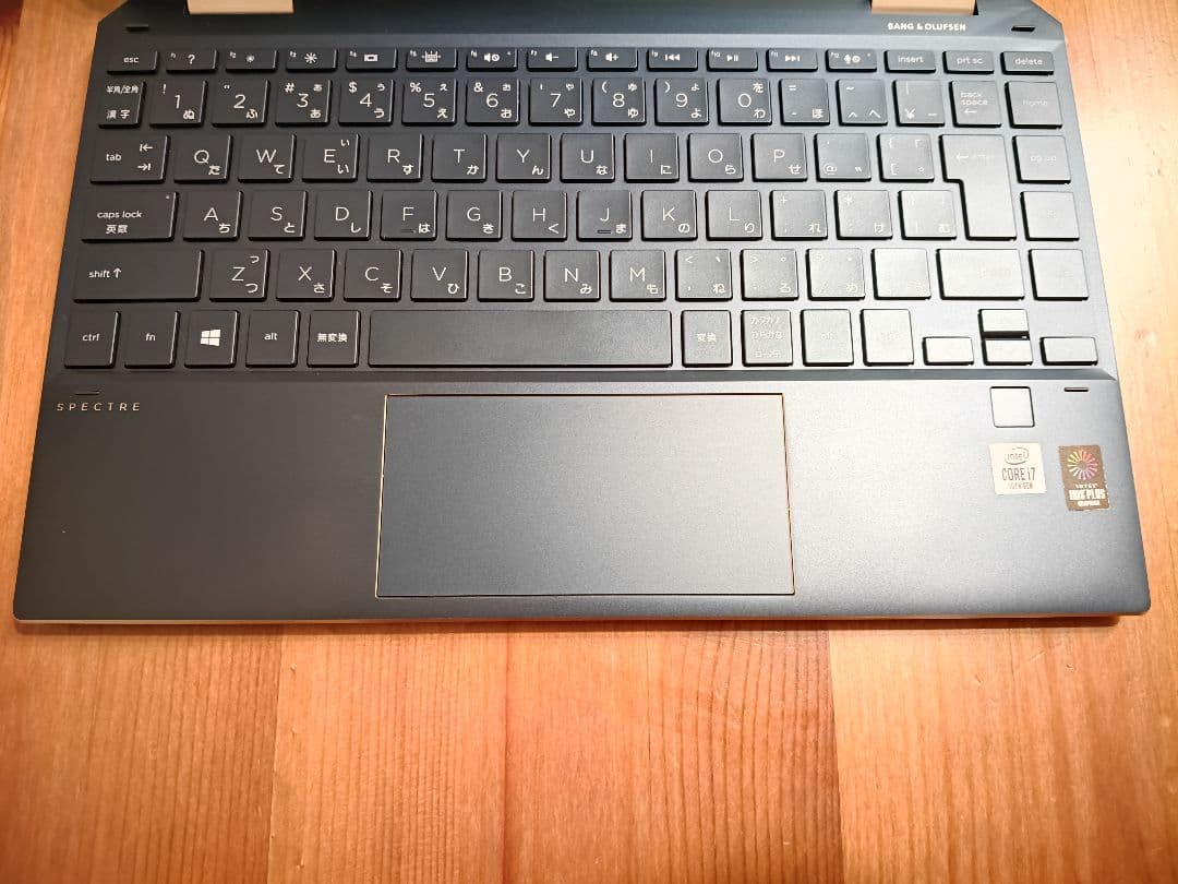 HP Spectre x360 13 / i7 / 16GB / タッチパネル
