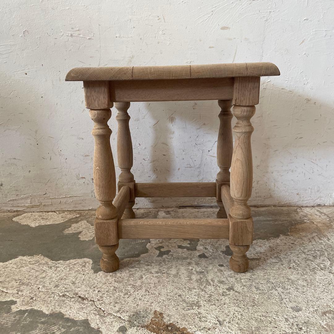 ビンテージ　サイドテーブル ベッドサイドテーブル　小　剥離