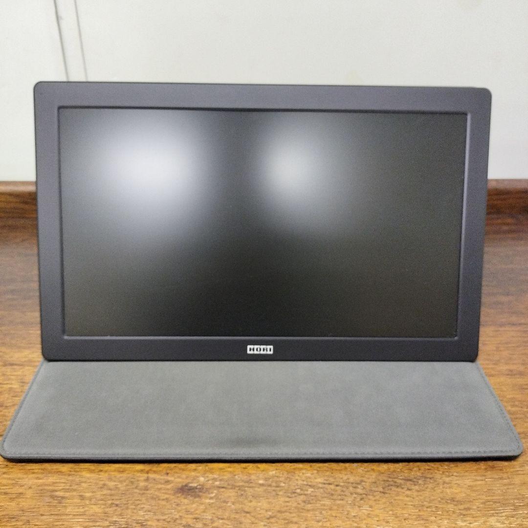 ポータブルゲーミングモニター　プレ4対応HORI　15.6インチ