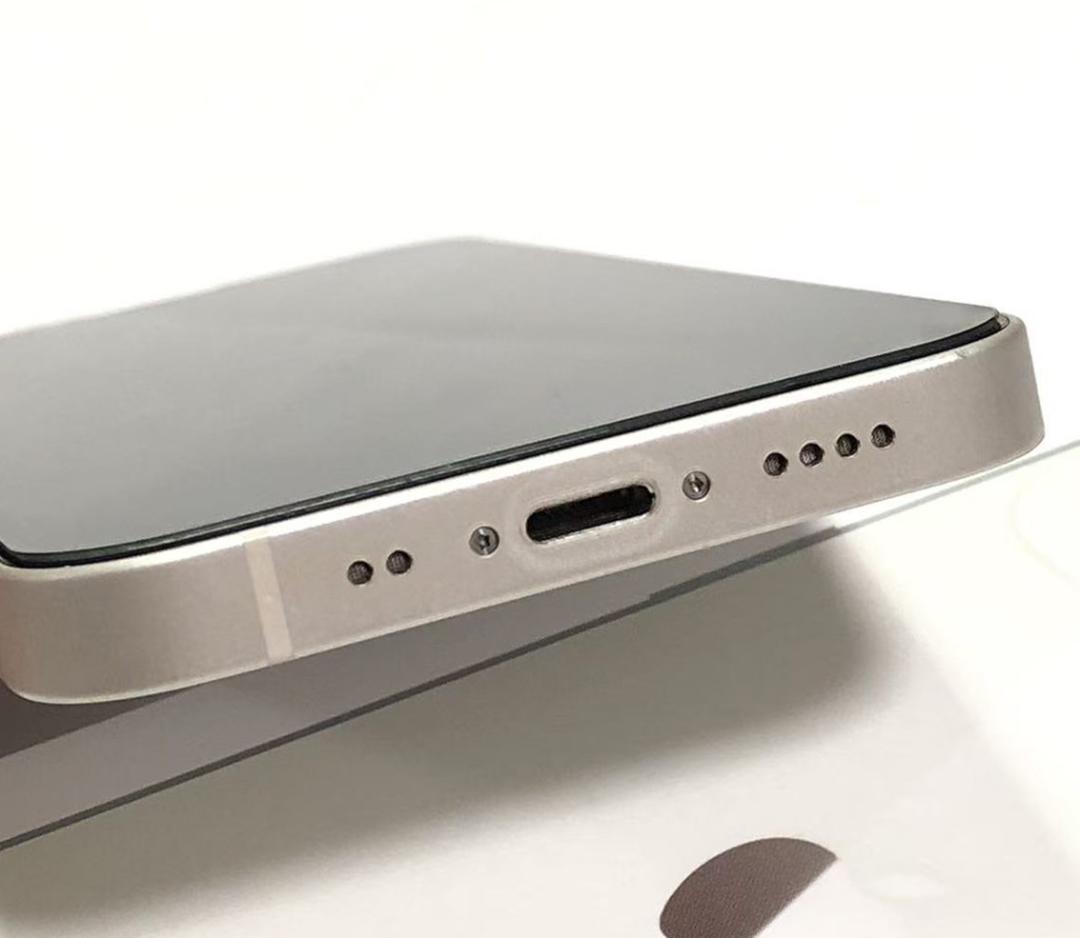 iPhone 13 mini 512GB SIMフリー スターライト ほぼ未使用