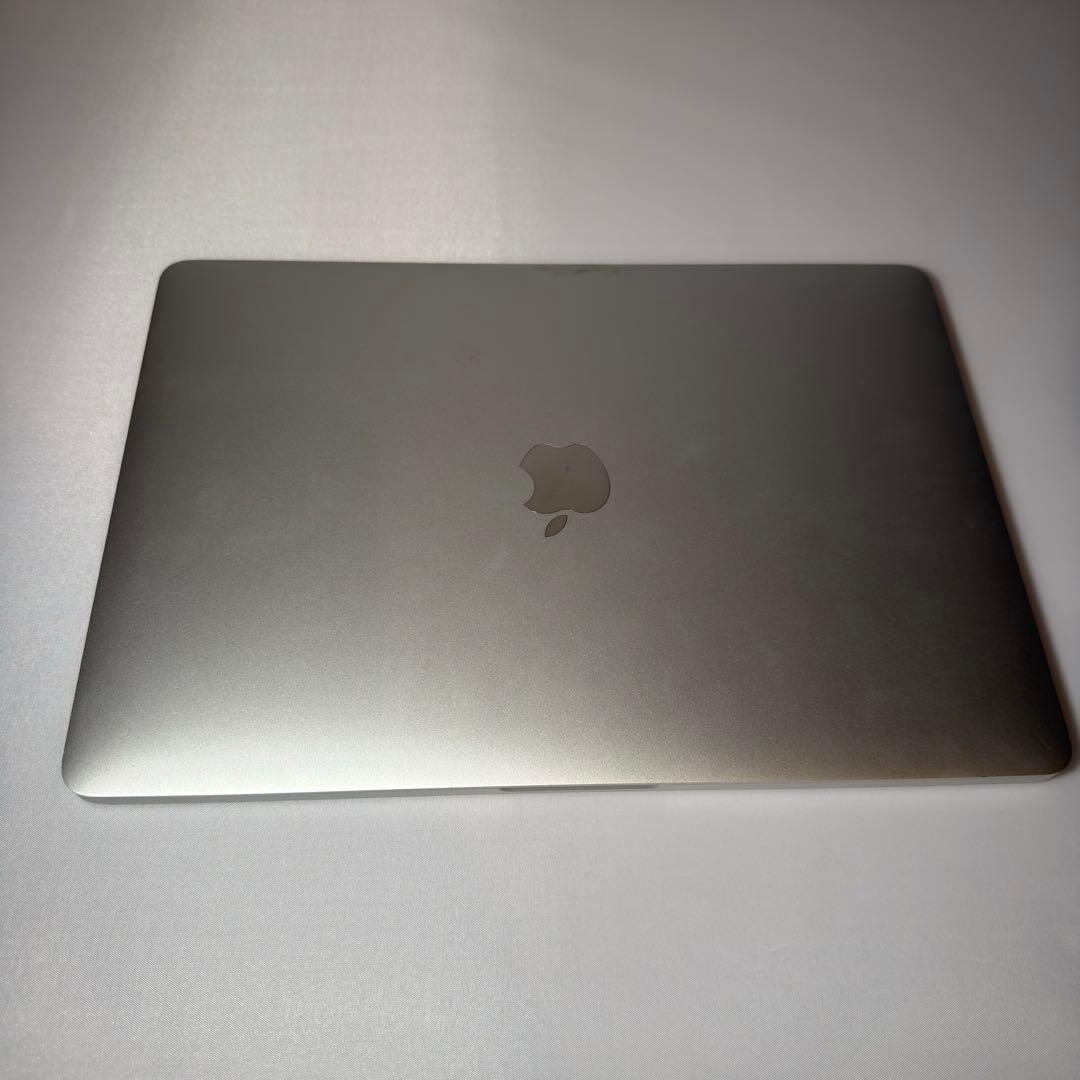 【美品】MacBook Pro 2019 13インチ i5 8GB 外箱・付属品