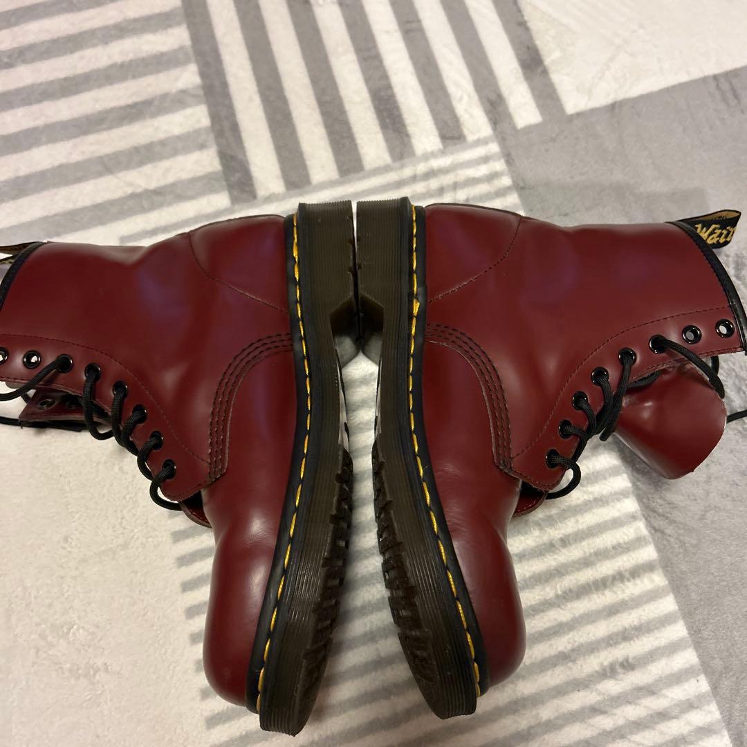 やつさん専用 ドクターマーチン　8ホール　UK7 26㌢