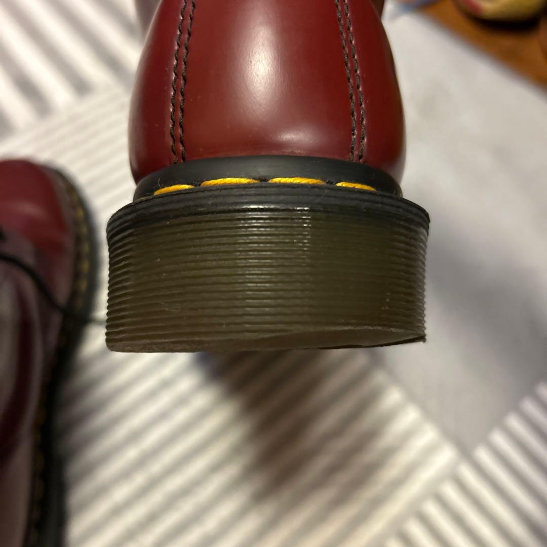 やつさん専用 ドクターマーチン　8ホール　UK7 26㌢