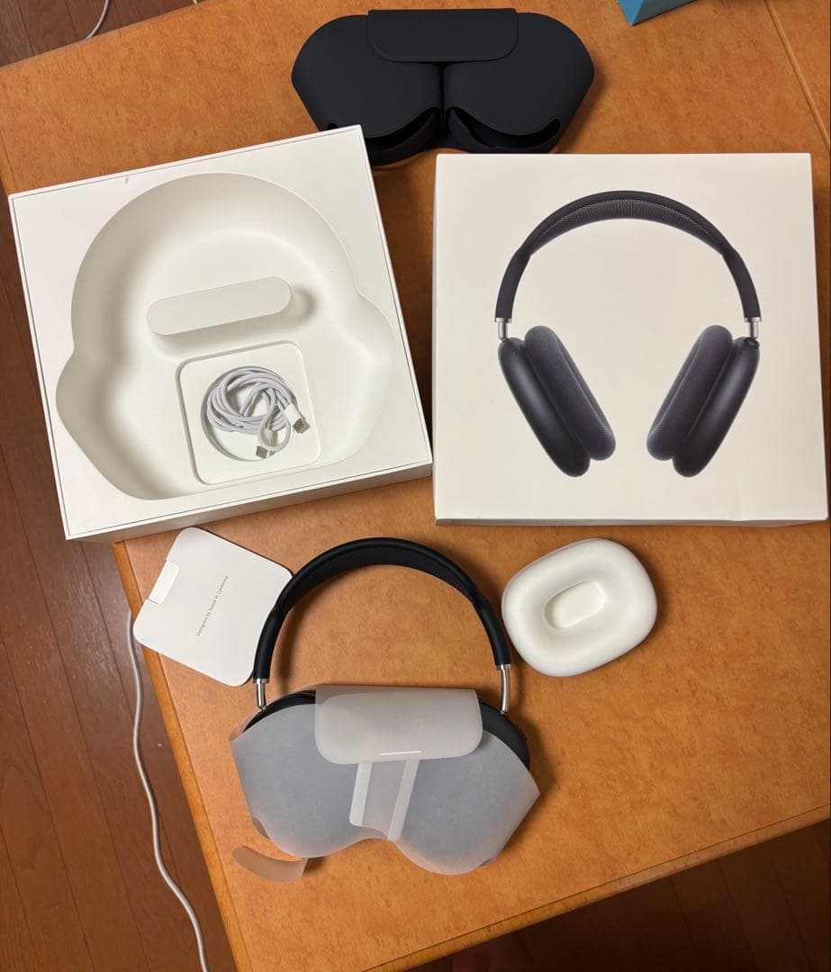 Airpods Maxスペースグレー【正規品】
