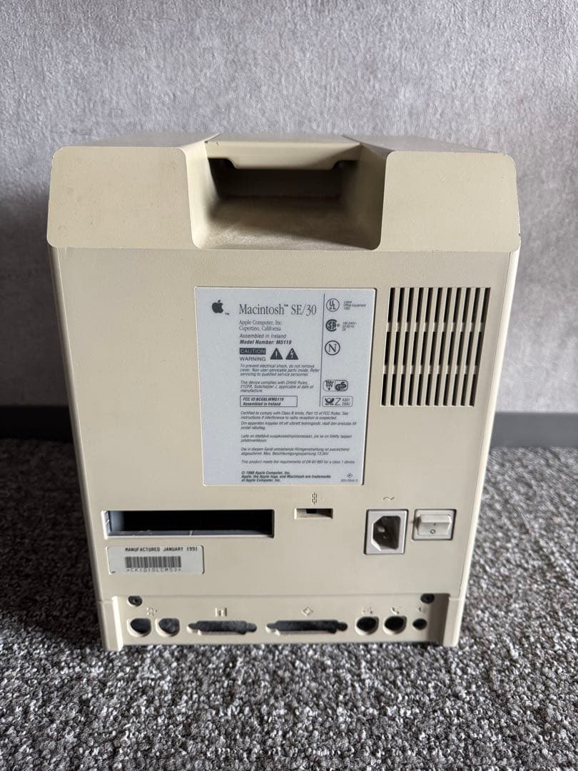 m*3様 Apple Macintosh SE/30 ジャンク