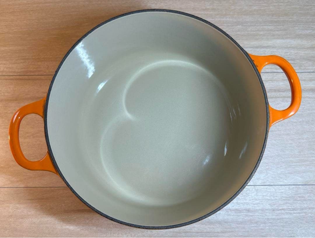 LE CREUSET ココットロンド　 両手鍋 オレンジ　22センチ