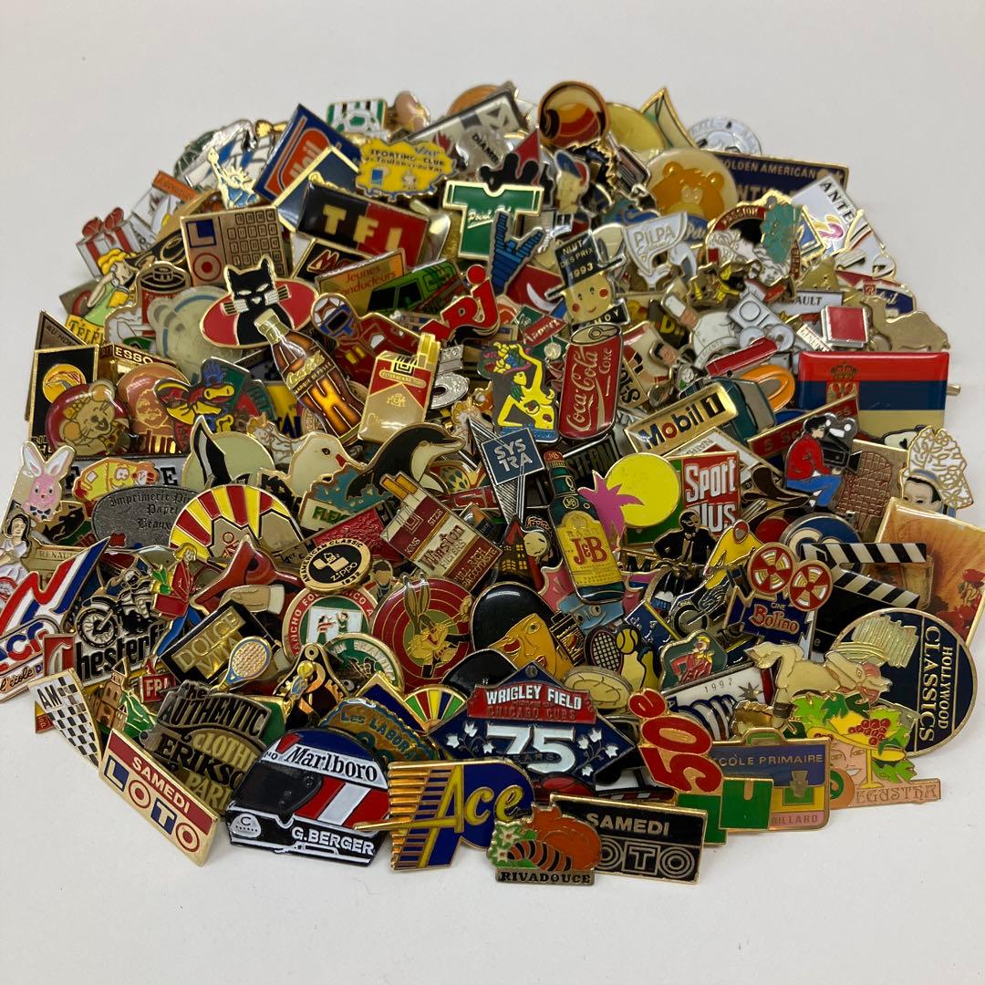 フランス雑貨★ピンバッジ大量200個セット★タバコ　コカコーラ　ジッポライター