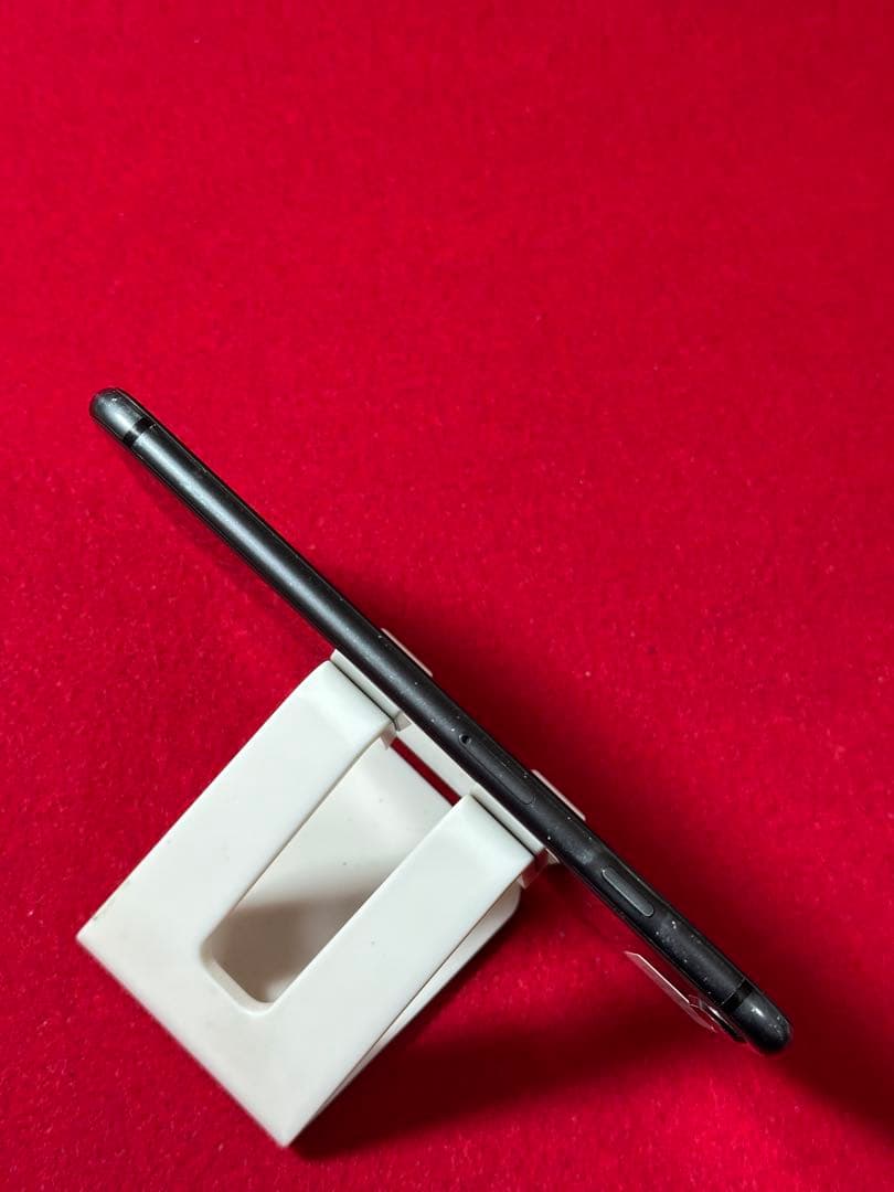 【9165】iPhone 8plusスペースグレイ 256GB simフリー