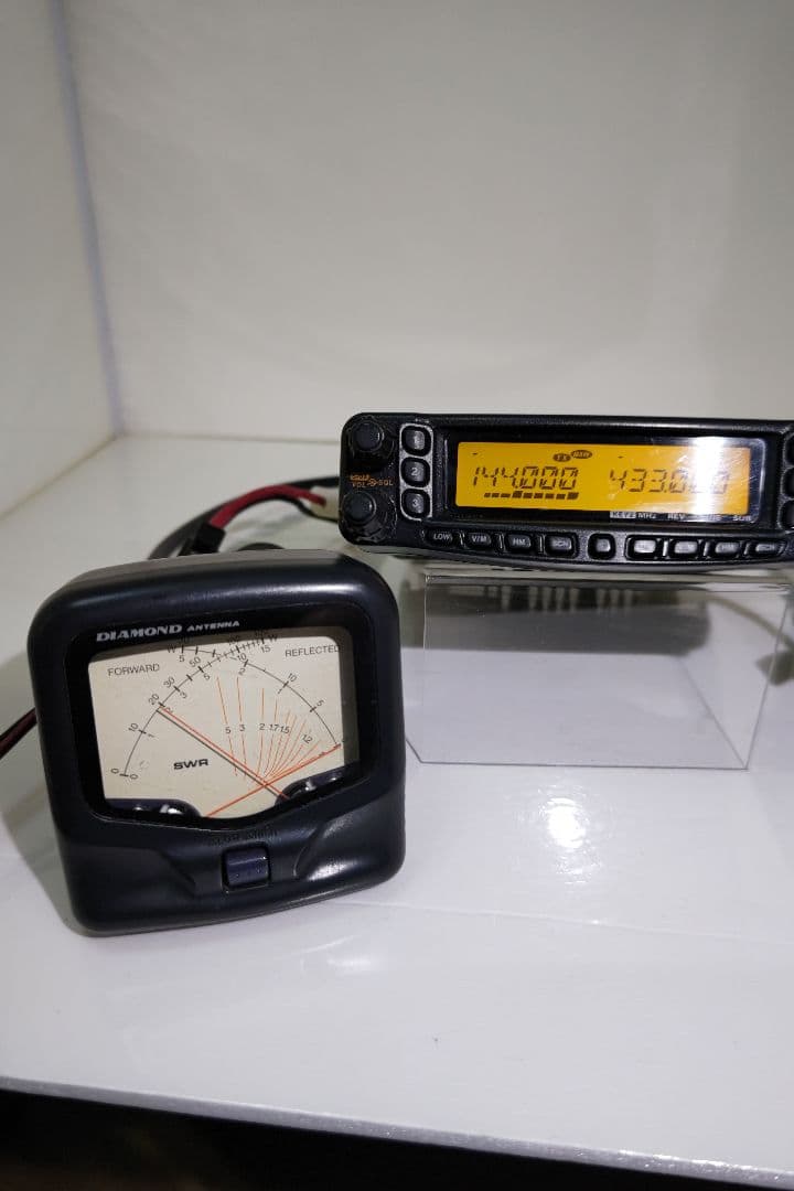DIAMOND FT-8800/20w送受信機 144-433MHz