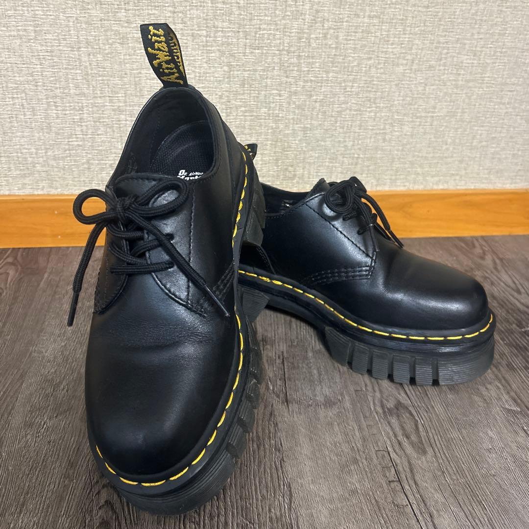 Dr.マーチン　レディース厚底　靴　23.5〜24.0 美品