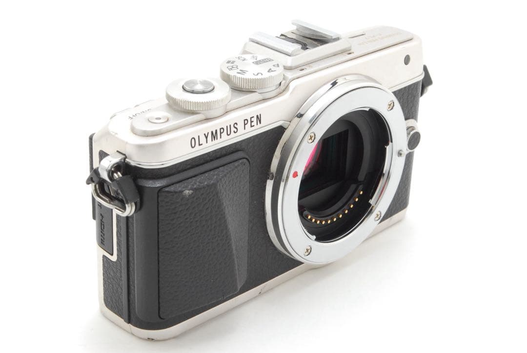 ✨極美品✨オリンパス E-PL7 ボディ❤️ショット数わずか3,545回！