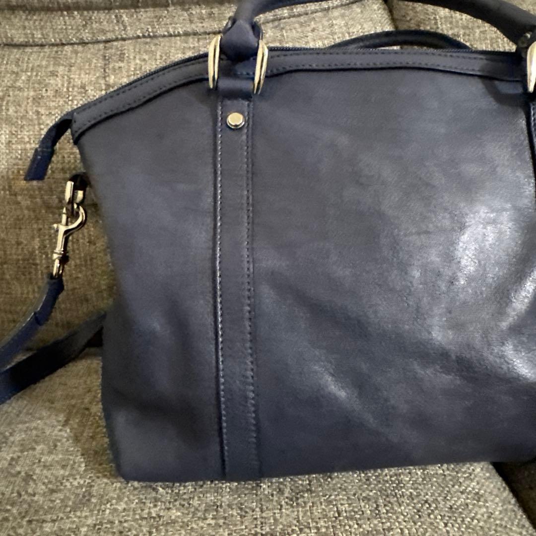 GUCCI ネイビー レザー バッグ