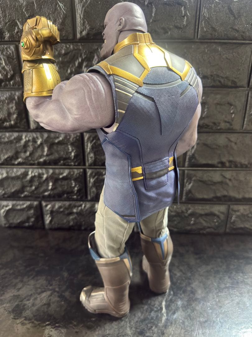 ひ*き様 hottoys 3体セット　（ヴェノムプール、ハーレイクイン、サノス）