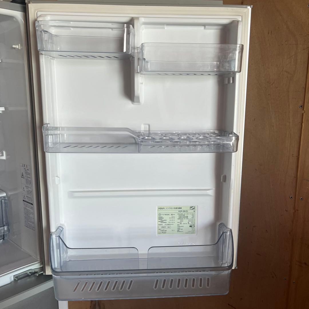 配送設置無料　大容量冷蔵庫　AQUA 355L シルバー 大容量 21年式