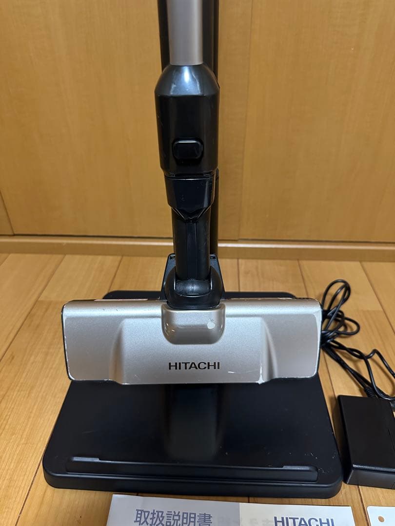 HITACHI コードレス充電式掃除機 PV-BL50K 2022年製