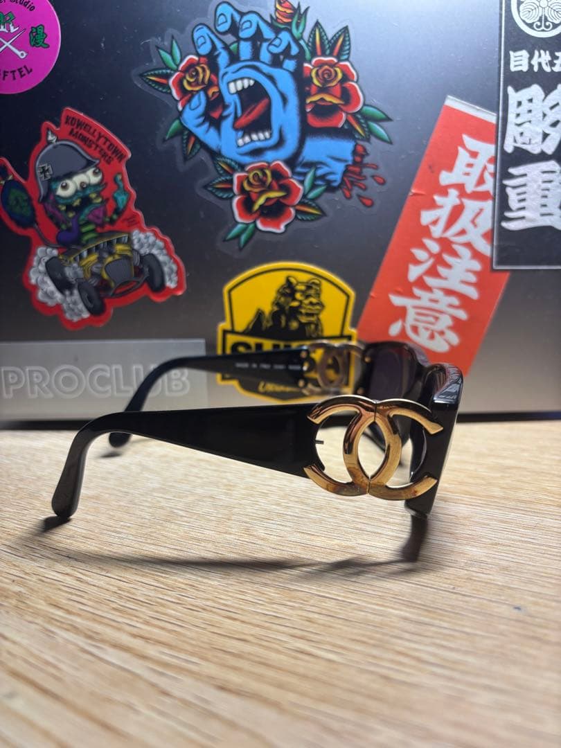 CHANEL ブラック サングラス 箱付き