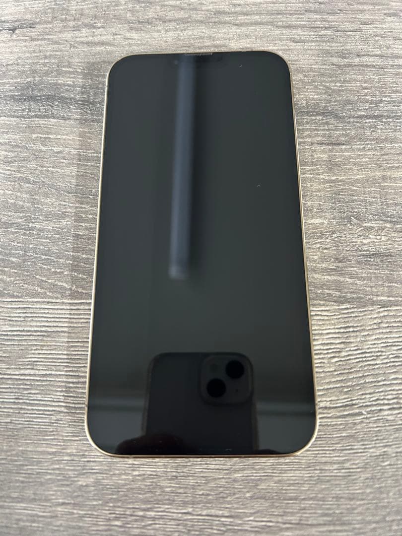 Apple iPhone 13 Pro Max 本体 ゴールド