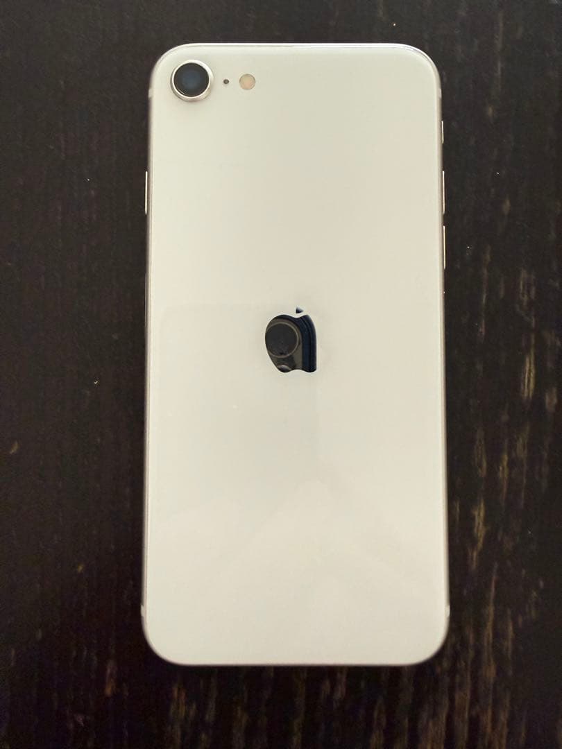 Apple iPhone SE 第三世代　64GB