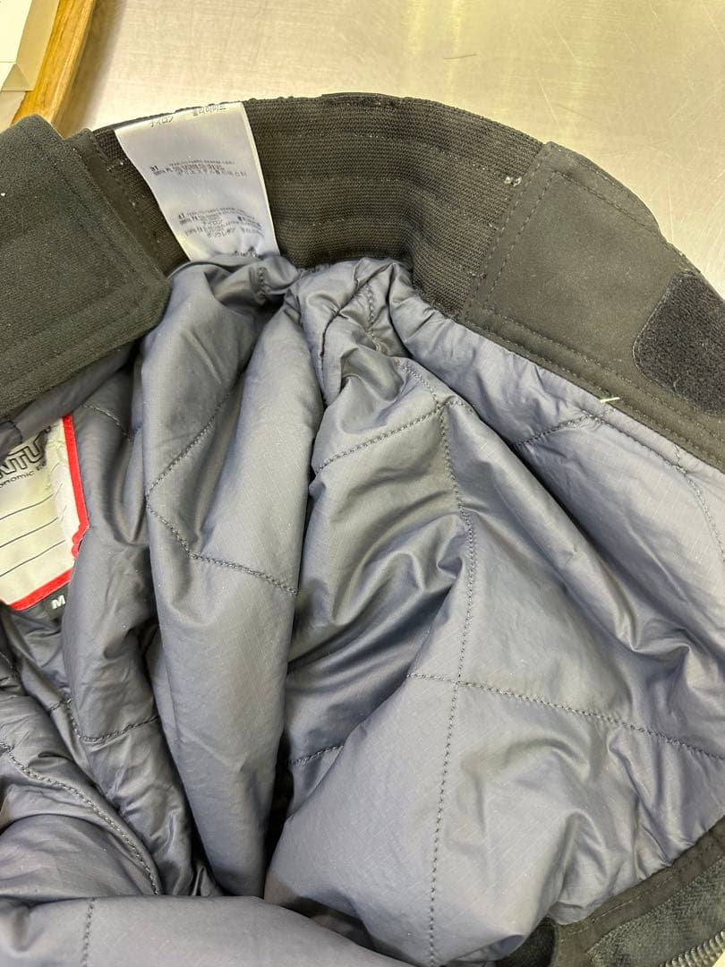 モンチュラ スキーウェア ブラック サスペンダー付き