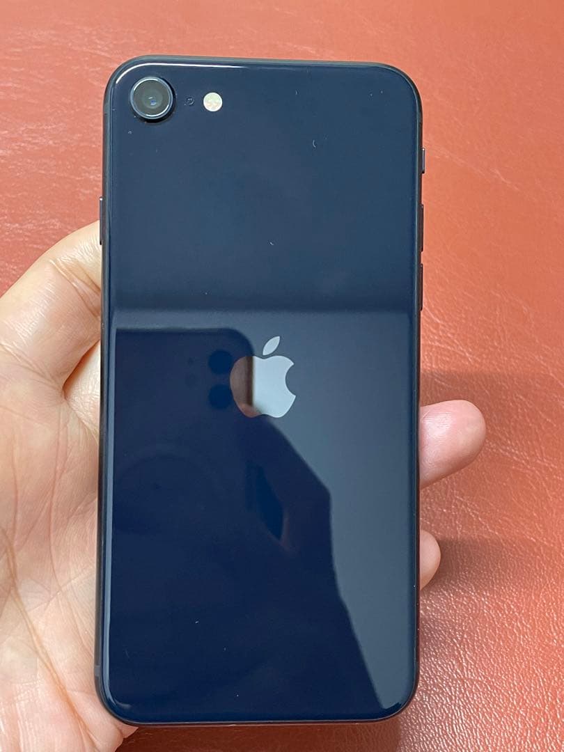 iPhone SE（第3世代）64G バッテリー100% SIMロック解除済