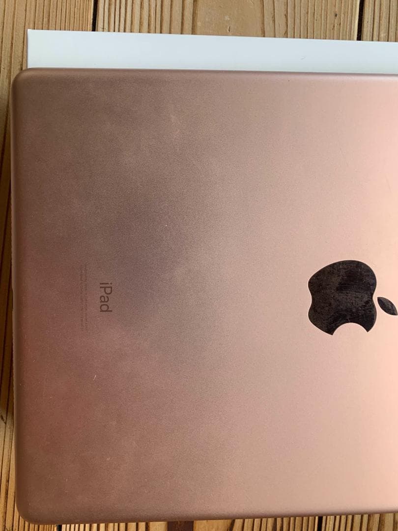 超美品 iPad 第7世代 バッテリー100% ゴールド 本体