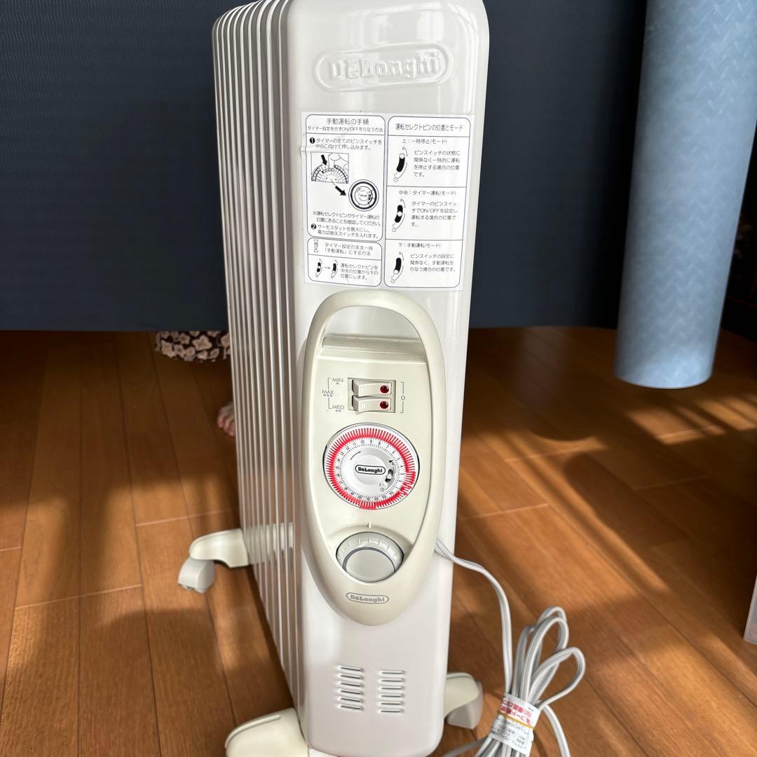 DeLonghi オイルヒーター ベージュ