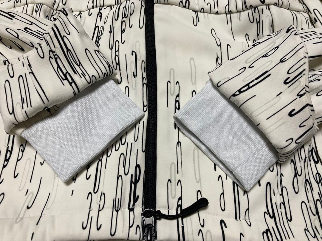 ウノピゥウノウグァーレトレリラックス ジャケット×サルエルパンツ セットアップ