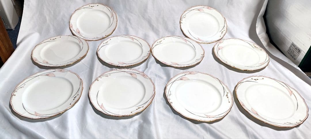 ミカサのベラミー シリーズのリムスープボウル11枚ボーンチャイナ磁皿15枚セット