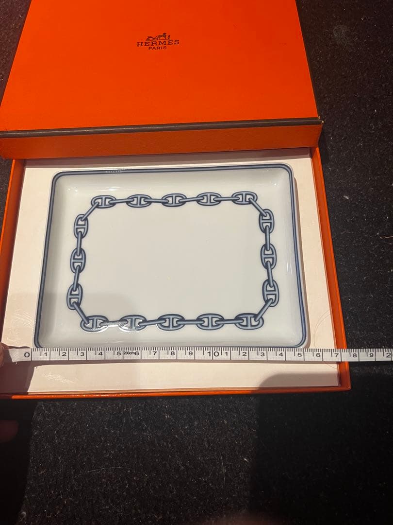 新品　貴重　エルメス チェーンモチーフ 皿 約30cm x 20cm