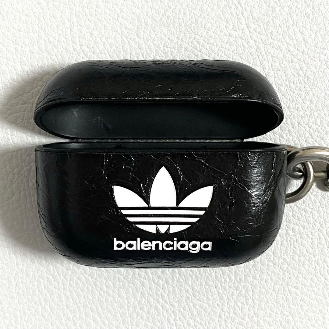 BALENCIAGA × adidas / Airpods pro ケース