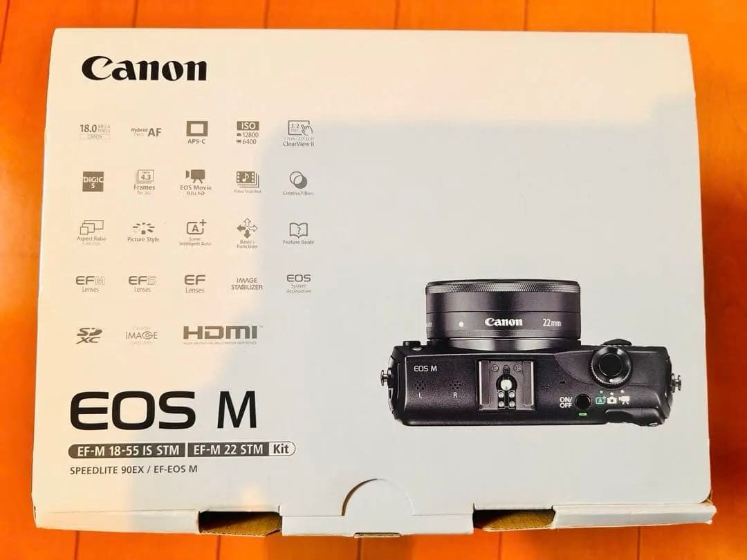 なべ　Canon EOS M ミラーレス一眼カメラ 本体
