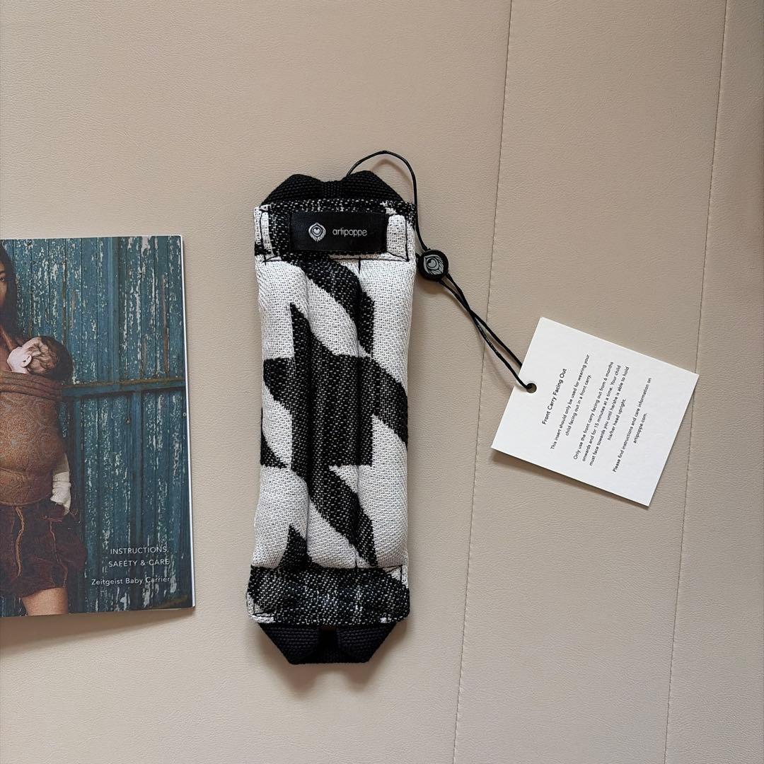 artipoppe 抱っこ紐　ザイガイスト　ツイードBW