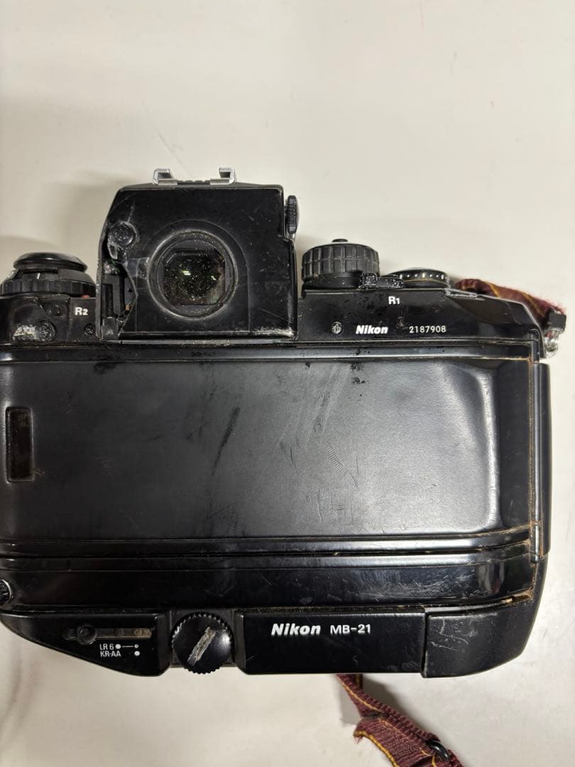 Nikon F4 ボディ＋MB-21 バッテリーパック ジャンク品