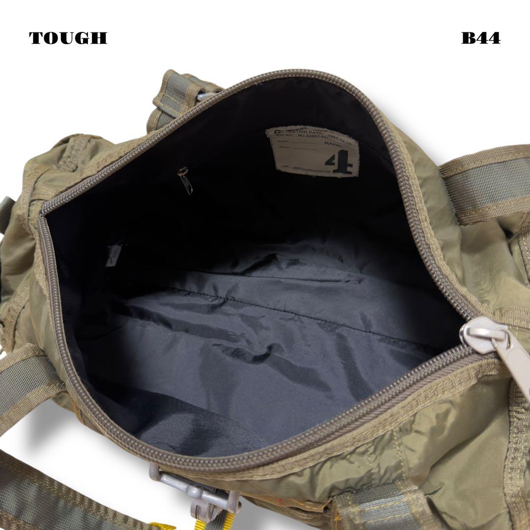 人気品！ TOUGH タフ バッグ カバン オリーブ グリーン ミリタリー 深緑