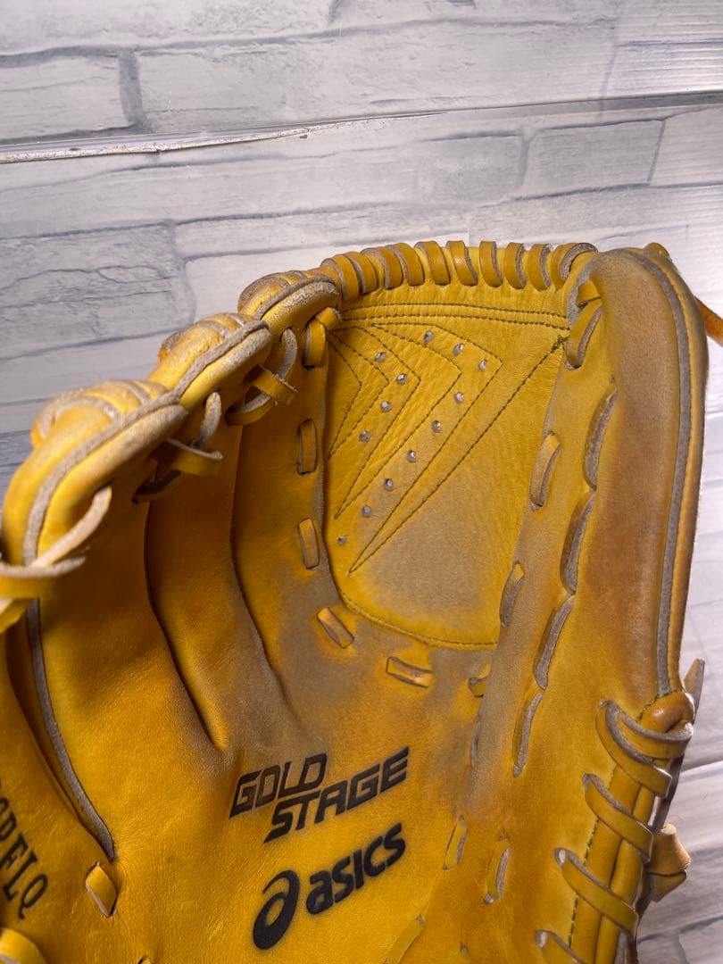 アシックス左投手用グローブ