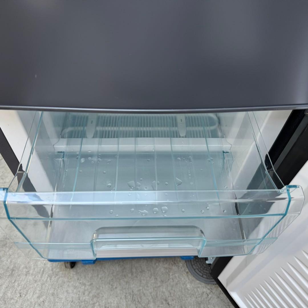 137⭐️2021年製★アイリスオーヤマ　冷蔵庫　ブラック　黒　一人暮らし