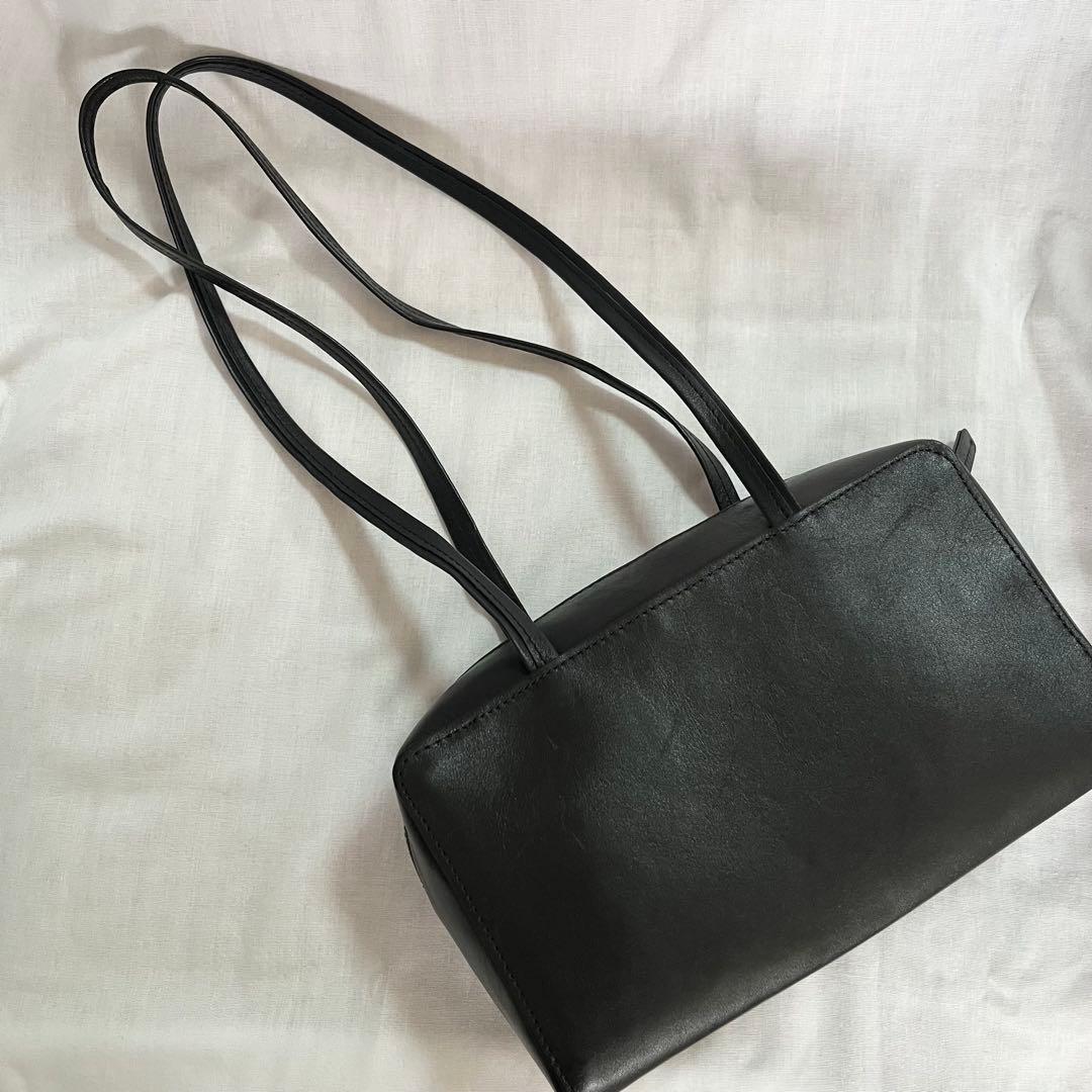 ONE.ワンドット】 / レザースクエアミニボストンBAG / ONE-008