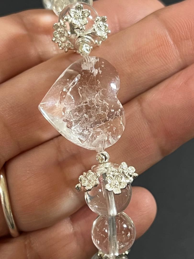 さかい‼️ハートの水入水晶とホワイトトパーズのブレスレット