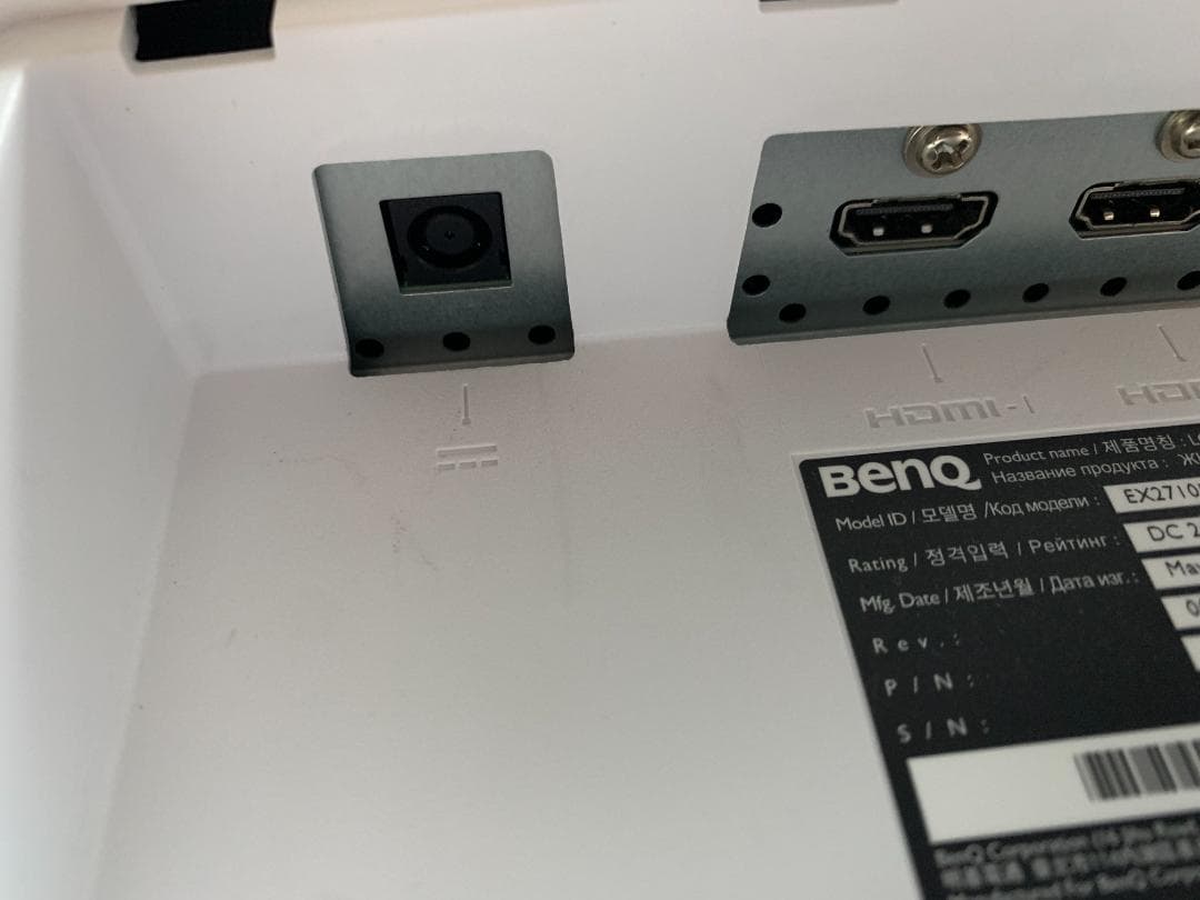 BenQ MOBIUZ EX2710U (ゲーミングモニター 27インチ/4K)