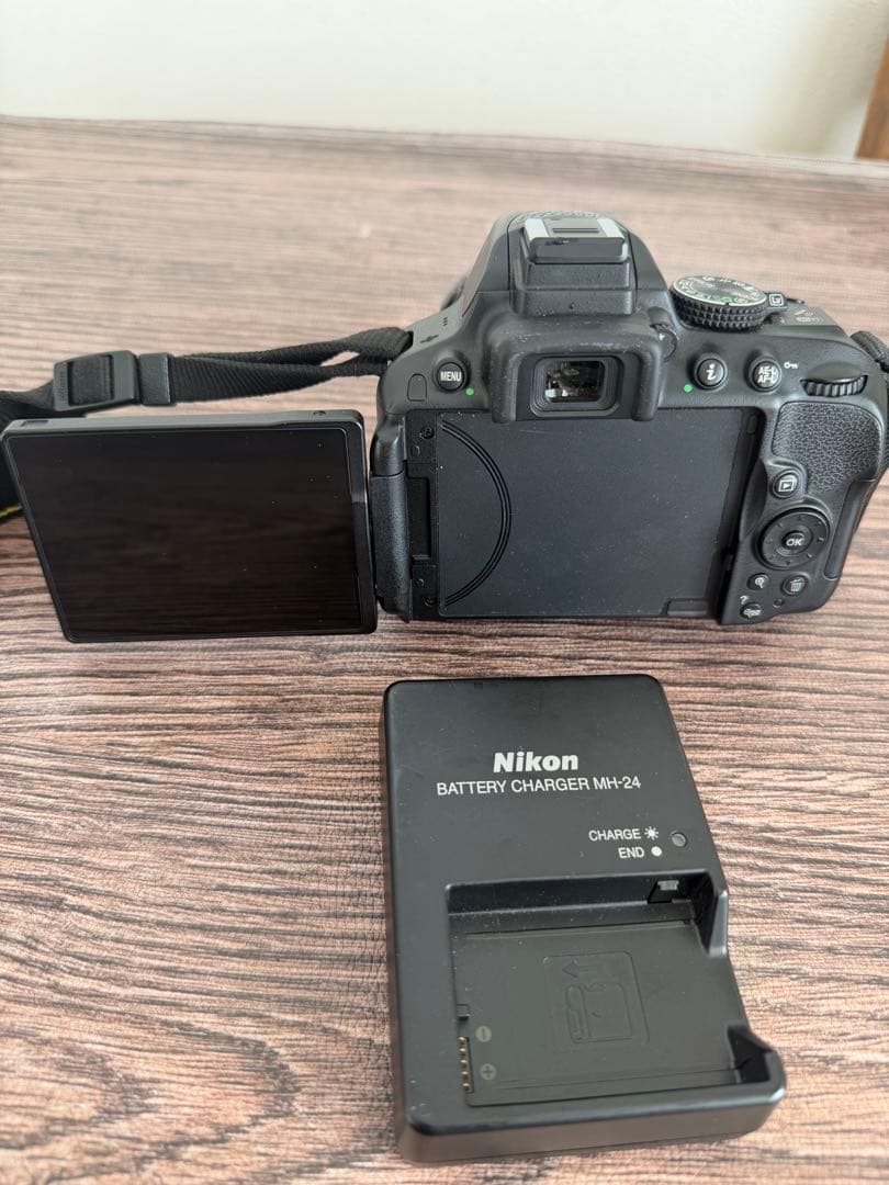 ニコン D5300 デジタル一眼レフカメラ