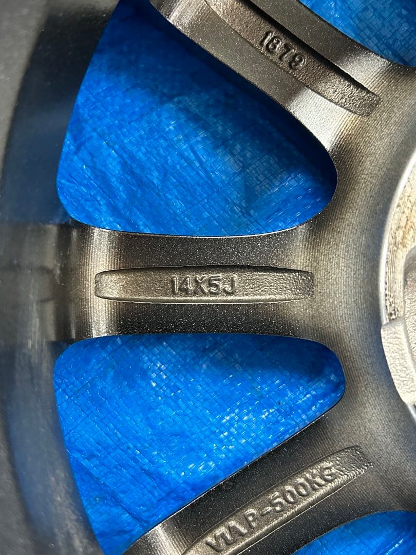 165/65R14スタッドレス4本セット　タンク、ルーミー等に！2023年製造